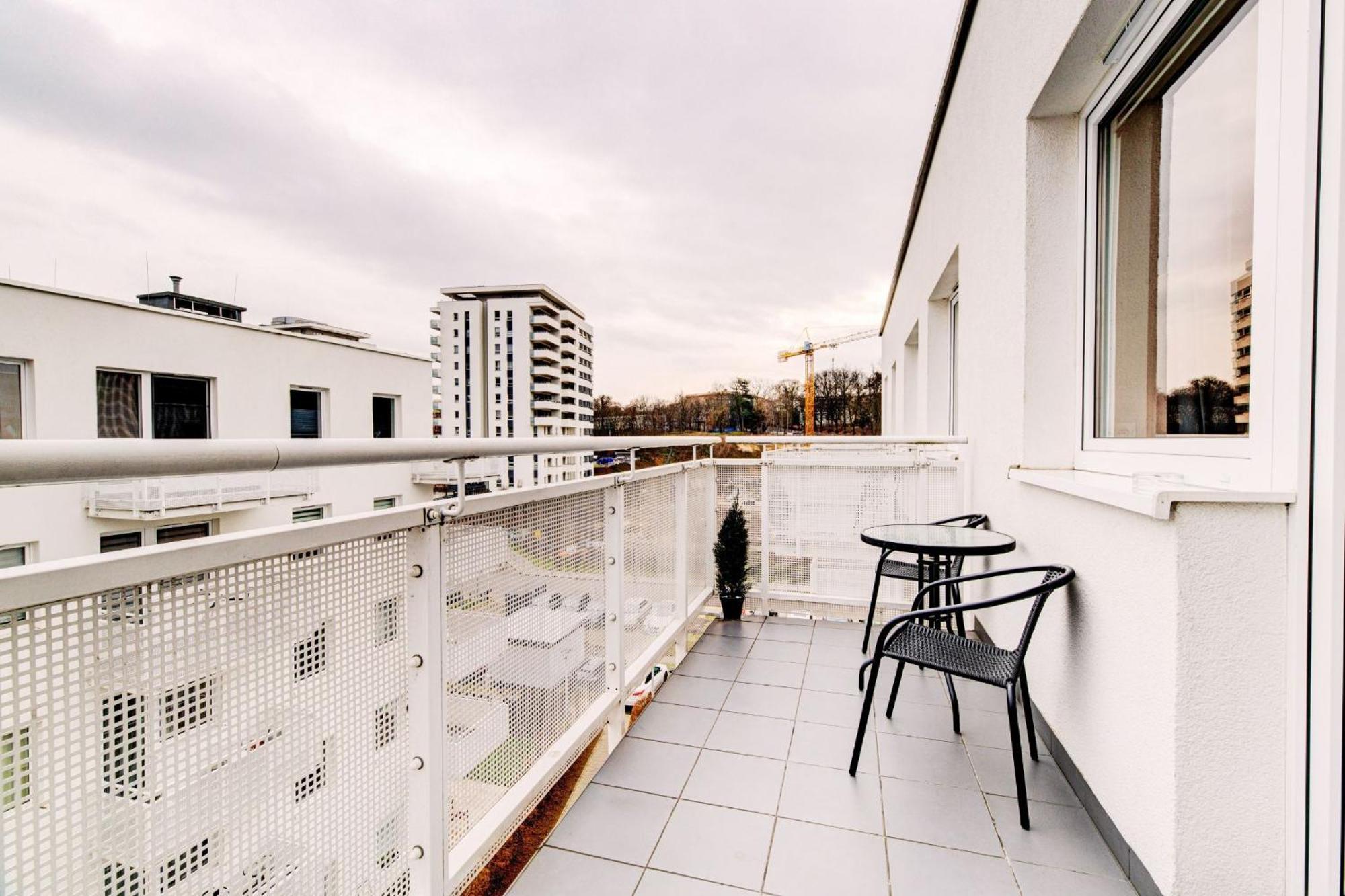 Allure Nautica Aparthotel Szczecin Exterior photo